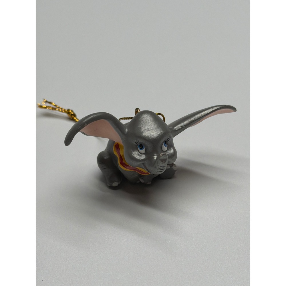 Disney‎ Dumbo the Flying Elephant Christmas Ornament Collectible Figurine